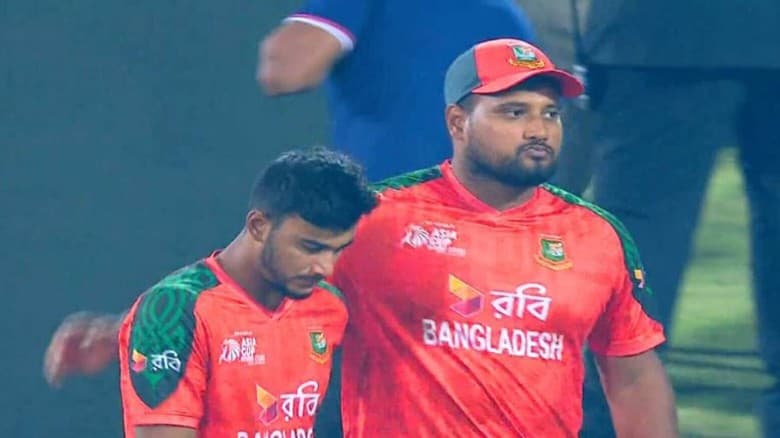 নাটকীয় সুপার ওভারে স্বপ্নভঙ্গ বাংলাদেশের