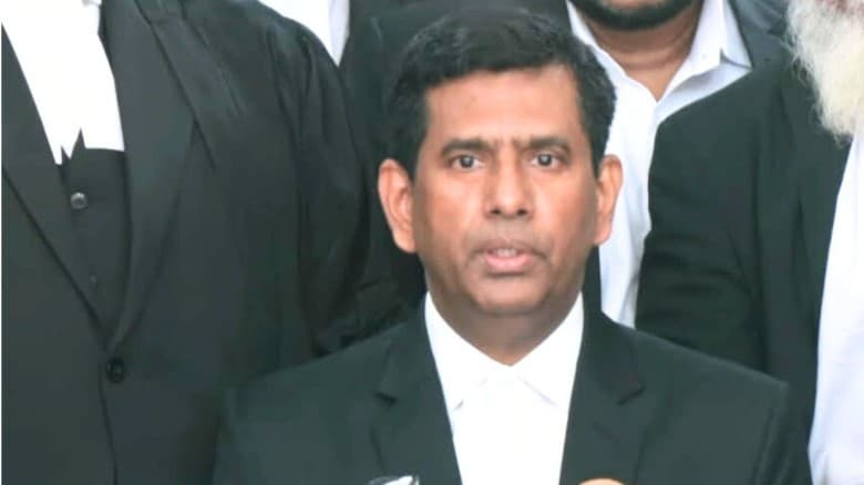 এ বিচার দেশপ্রেমিক সেনাবাহিনীর বিরুদ্ধে নয়