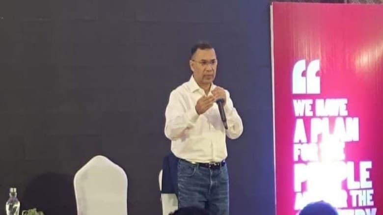 ৪ কোটি নারীর হাতে ফ্যামিলি কার্ড, মিলবে ২,৫০০ টাকা নগদ সহায়তা
