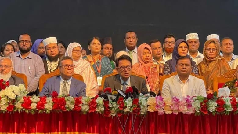 সারাদেশে নয়, শুধু ঢাকার কিছু শিক্ষাপ্রতিষ্ঠানে হবে অনলাইন ক্লাস
