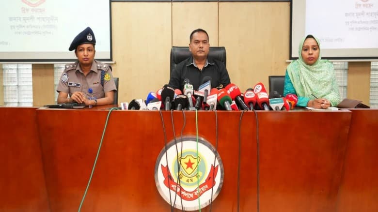 এসএসসি পরীক্ষার প্রশ্নপত্র ফাঁস চক্রের চার সদস্য গ্রেপ্তার