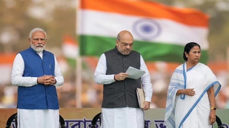 মমতাকে সরাতে মোদি-শাহের নজিরবিহীন নির্বাচন